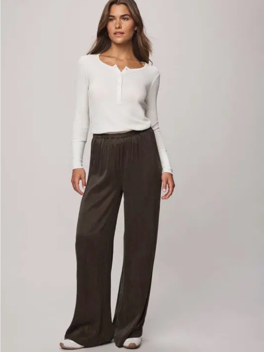 Splendid Serena Satin Pant in Soft Chocolate